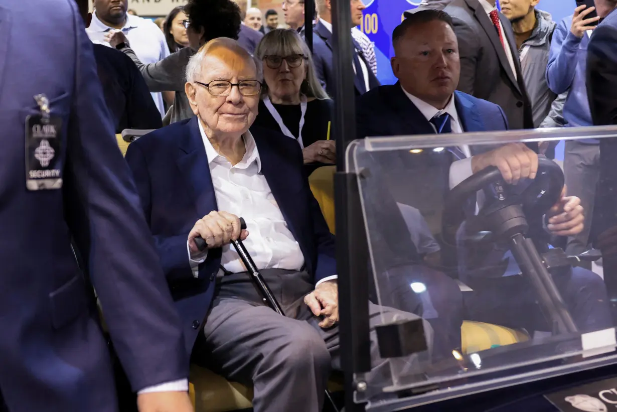 LA Post: At Berkshire Hathaway meeting, Warren Buffett to field questions on growth, dividend and succession