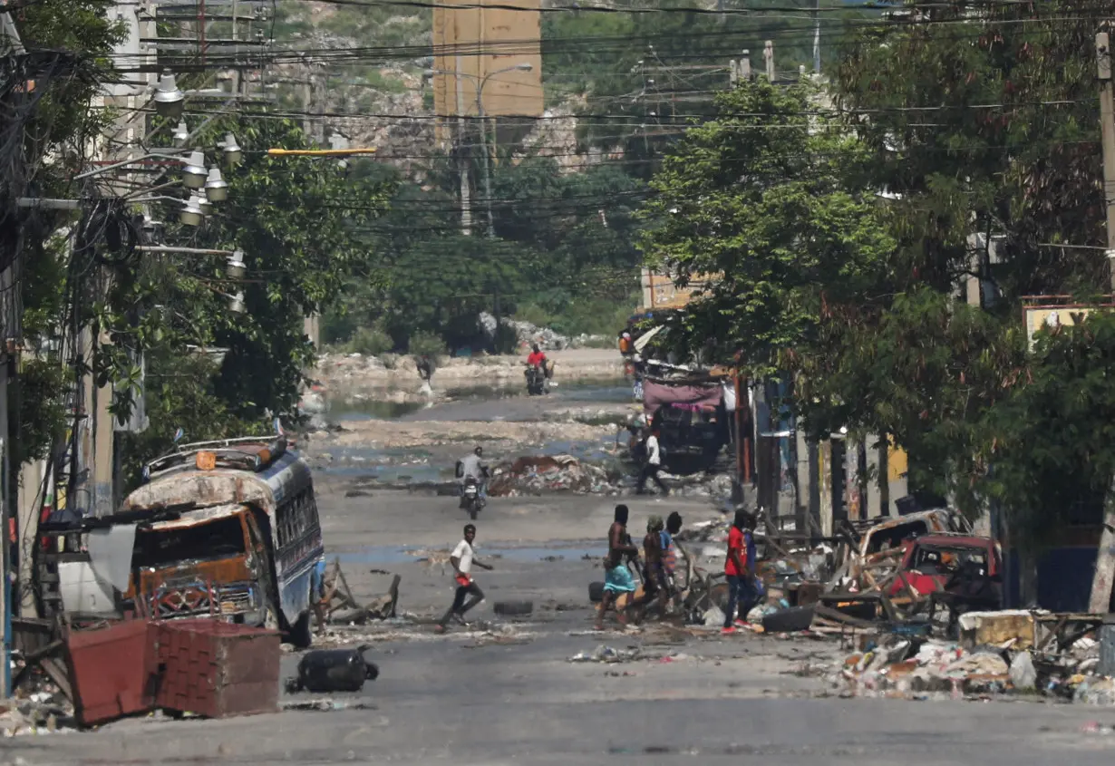 FILE PHOTO: Haiti's capital almost completely cut off by blockades as gang violence intensifies, in Port-au-Prinxe