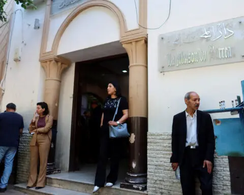 Tunisian police storm lawyers' headquarters and arrest another lawyer