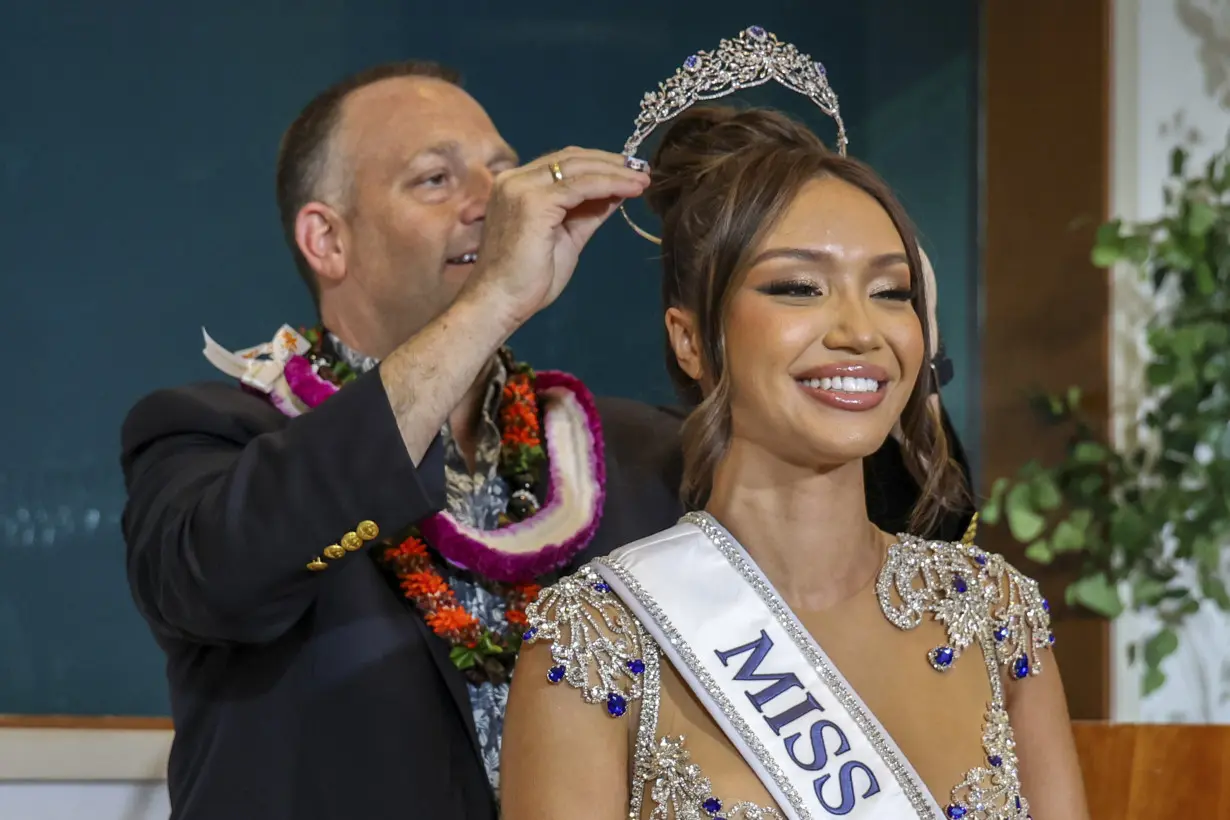 Savannah Gankiewicz of Hawaii crowned Miss USA after previous winner resigned, citing mental health