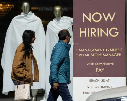 Number of Americans applying for jobless claims remains historically low