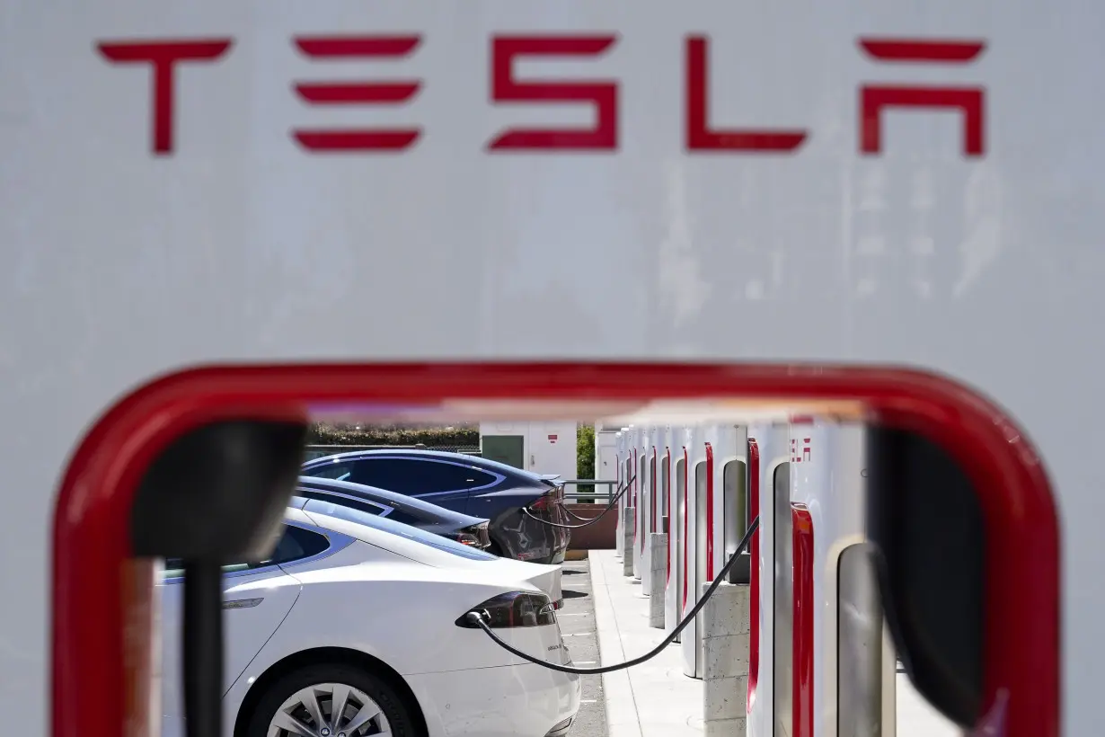 LA Post: US seeks information from Tesla on how it developed and verified whether Autopilot recall worked