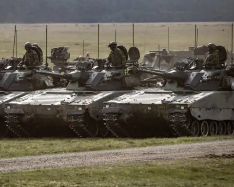 Sweden should hike military budget to 2.6% of GDP, defence committee says