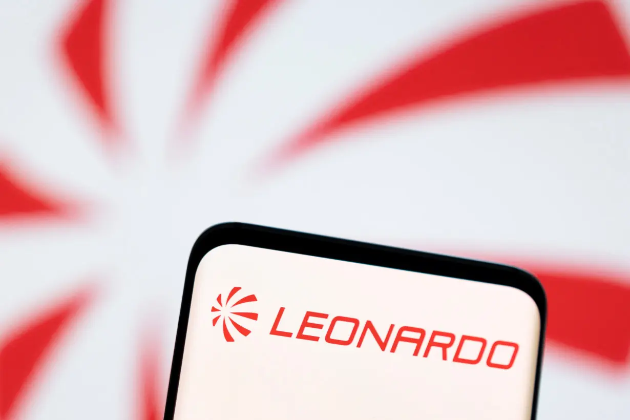 LA Post: Italy's Leonardo in wait-and-see mode over Boeing delays