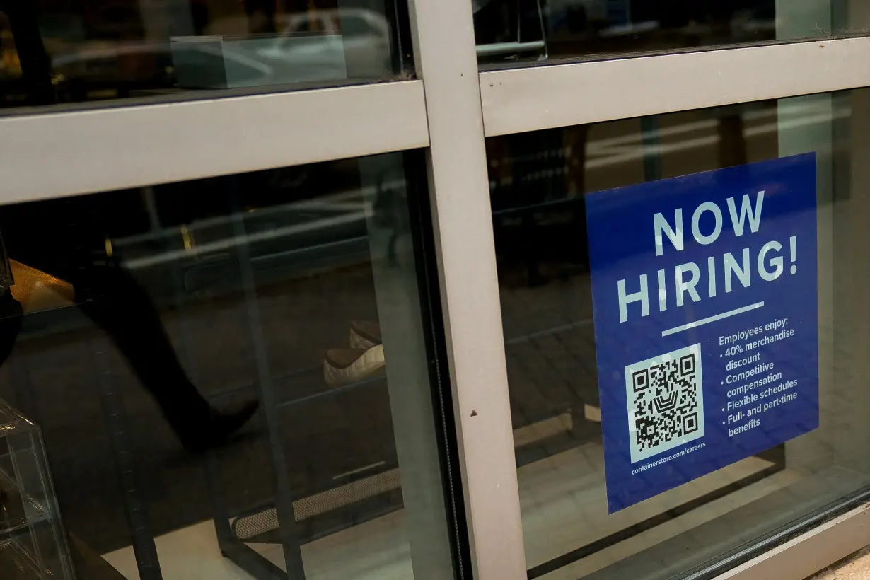 LA Post: April US jobs report shows looser labor market, good news for Fed