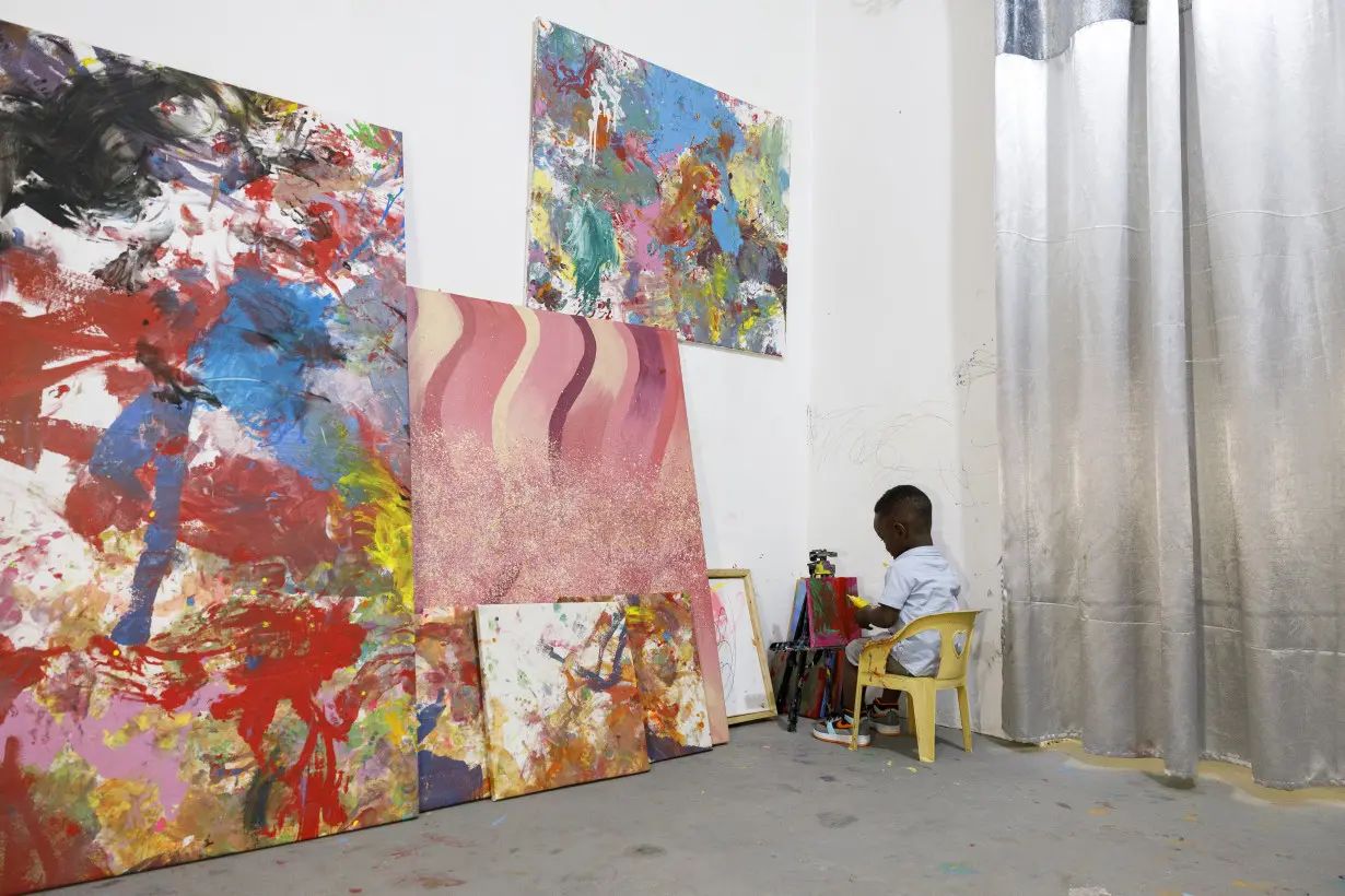 A Ghana toddler sets a world record as the youngest male artist. His mom says he just loves colors