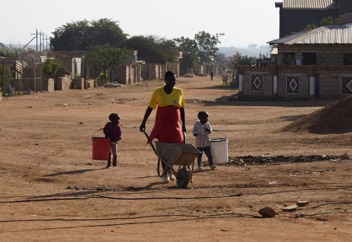 In South Africa, a community struggling for clean water reflects wider discontent ahead of election