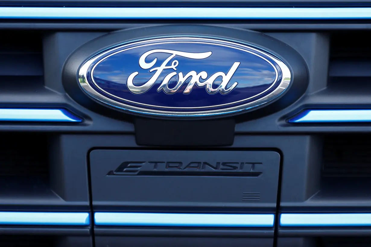 LA Post: US agency raises safety concerns on Ford SUV fuel leak recall