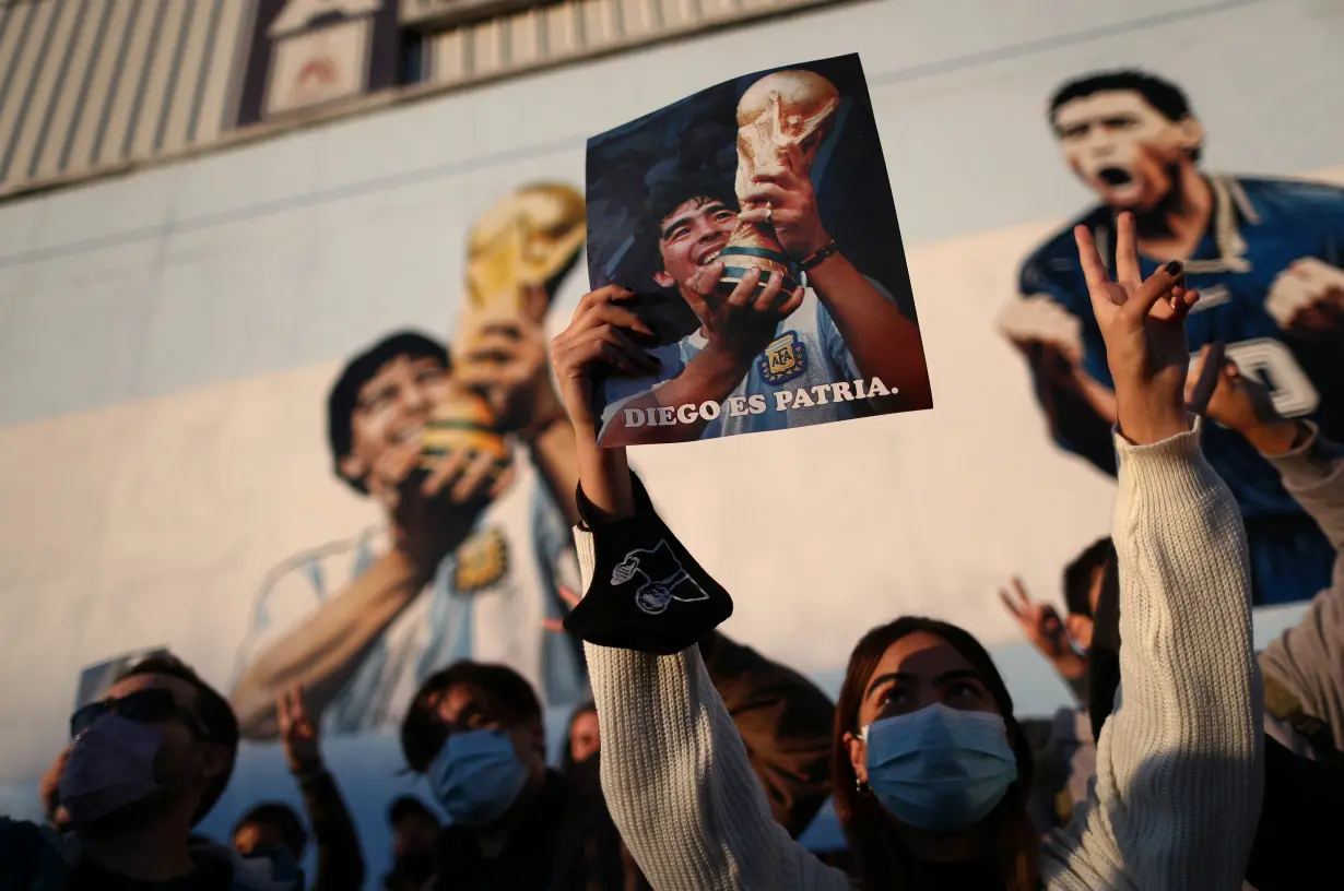 LA Post: Soccer-Maradona's children call for moving body to mausoleum for safety and tribute