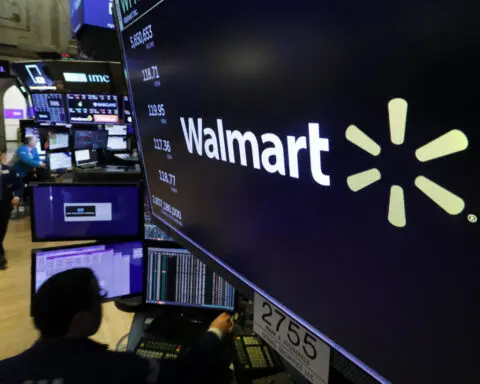 Walmart ends credit card partnership with Capital One, but shoppers can still use their cards