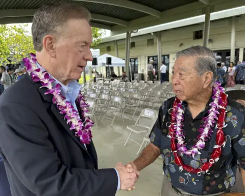 WWII soldiers posthumously receive Purple Heart medals 79 years after fatal plane crash