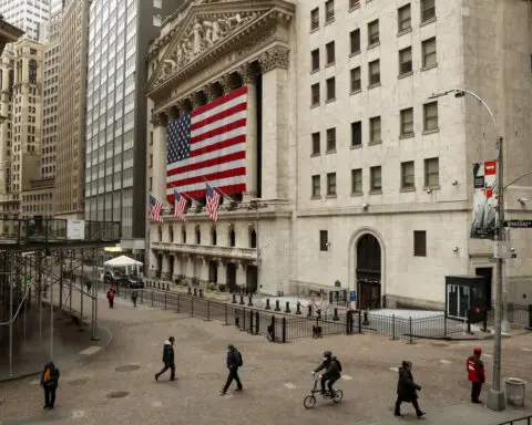 Failed Wall Street trades rate roughly stable under faster settlement