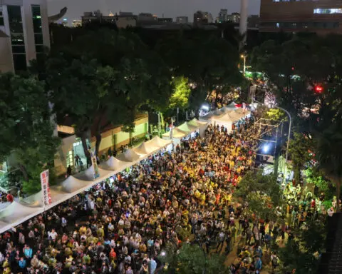 Taiwan government to reject contested parliament reforms