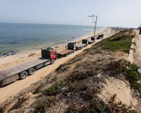 Fierce fighting in northern Gaza as aid starts to roll off US-built pier