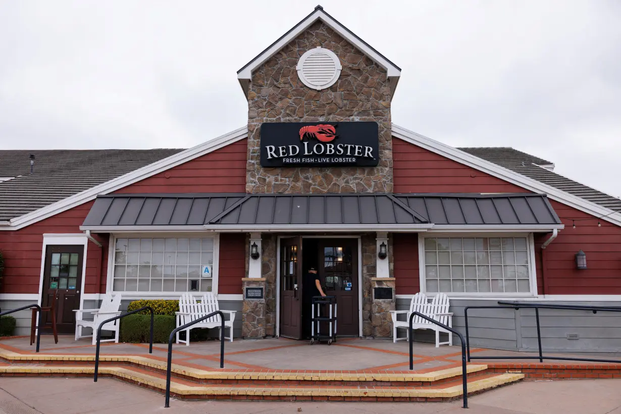 Red Lobster restaurant's contents up for auction in California