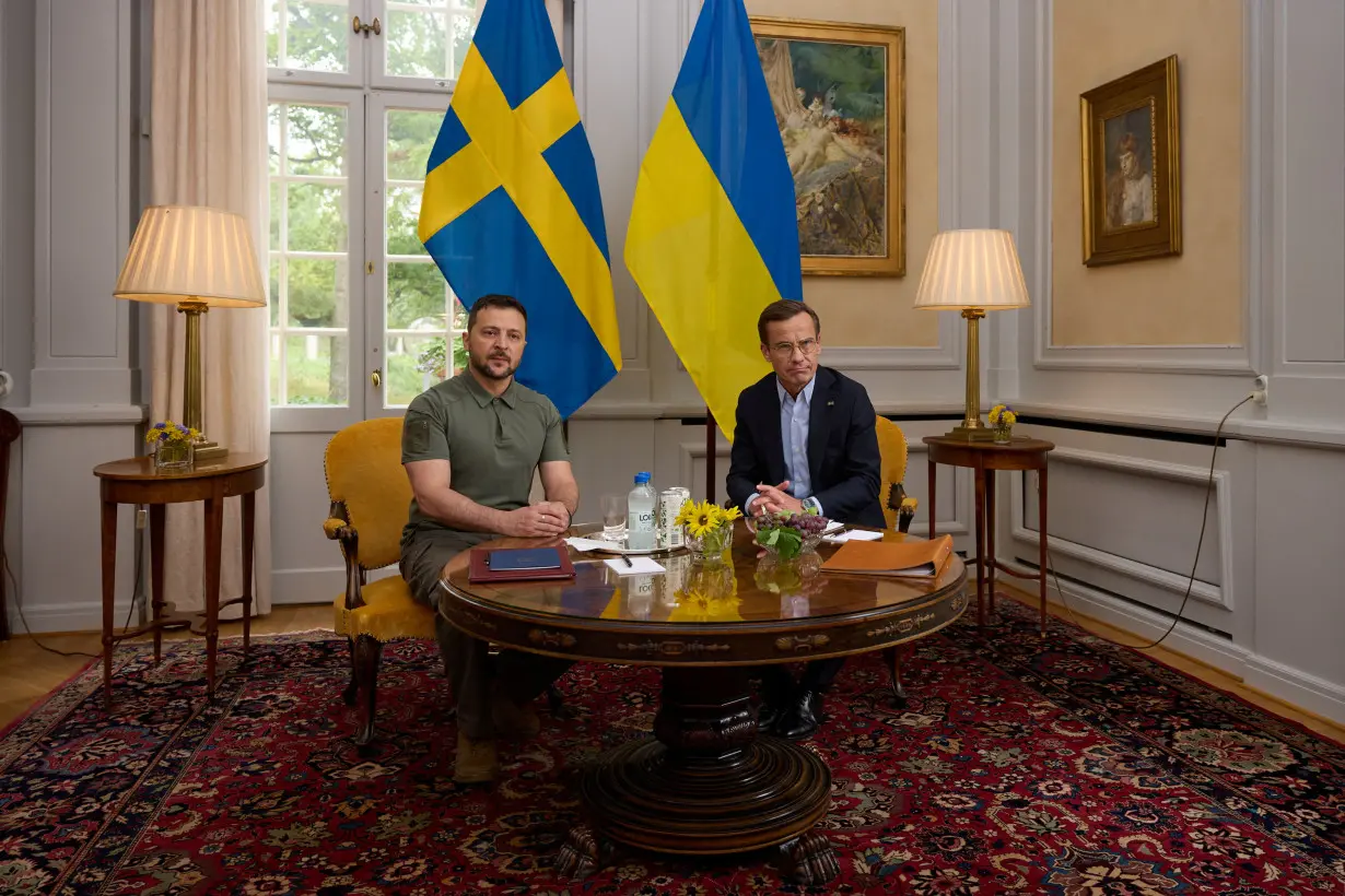 Ukrainian President Zelenskiy meets Swedish Prime Minister Kristersson in Harpsund