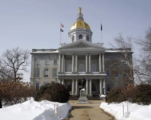 New Hampshire's presidential primary filing period opens with candidates critical of Biden and Trump