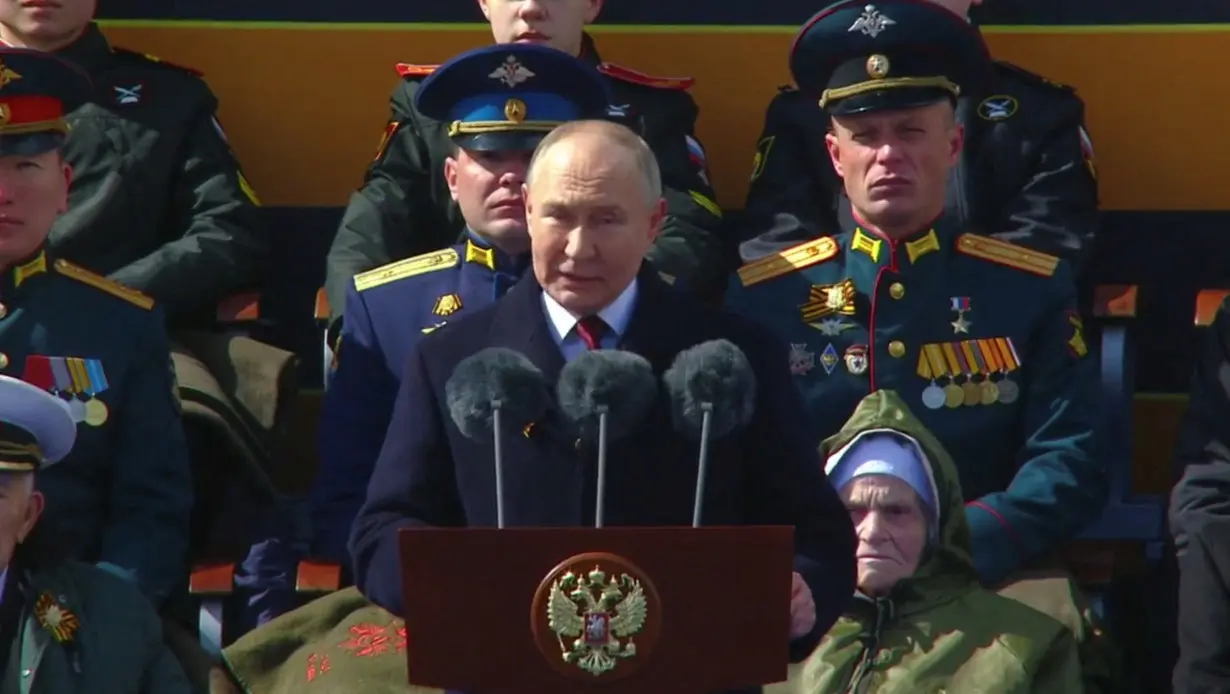 LA Post: Putin says on Victory Day that Russia won't let anyone threaten it