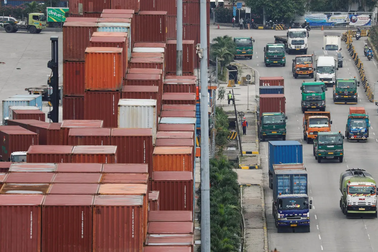 LA Post: Indonesia posts larger-than-expected trade surplus in March as imports shrink
