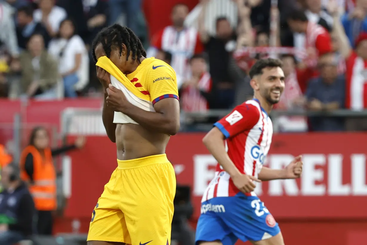 LA Post: Real Madrid wins the Spanish league after Barcelona loses at Girona