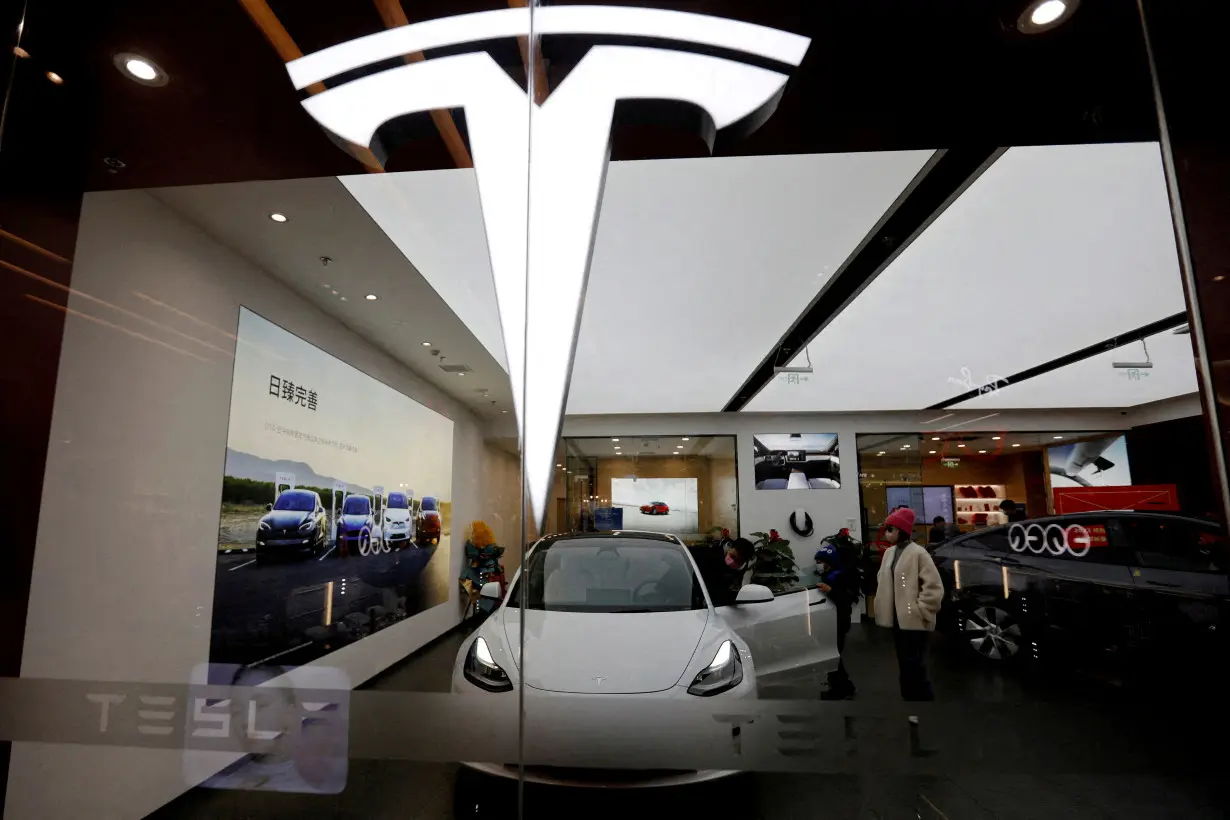 LA Post: Elon Musk proposed to launch robotaxis in China during April visit, state media report says
