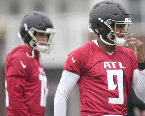 Cousins shrugs off drafting of Penix, says he's ready to make it work for the Falcons