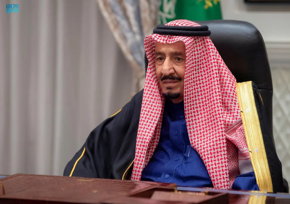 LA Post: Saudi Arabia's King Salman leaves hospital following routine check up - TV