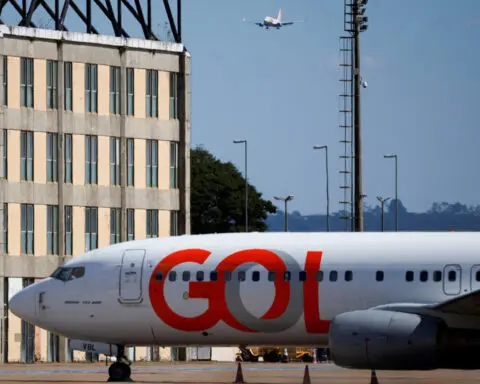 Amid merger speculation, Brazilian airline Gol parent talks with Azul