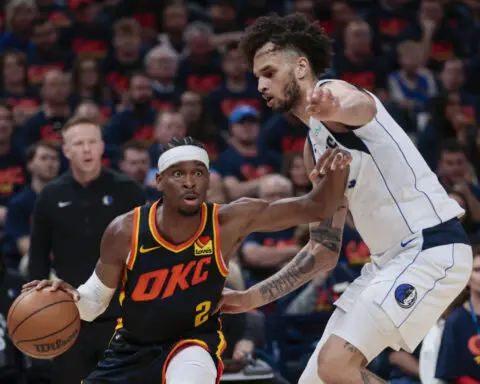 Doncic posts 31-point triple-double as Mavericks top Thunder to take 3-2 series lead