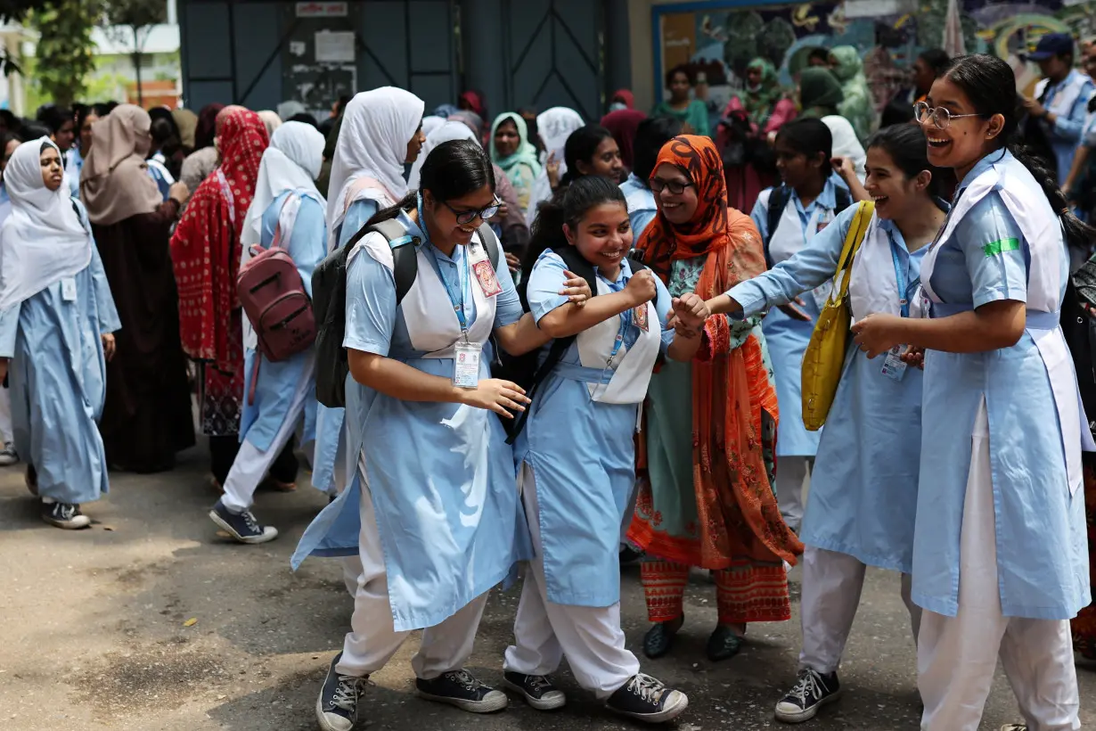 LA Post: Bangladesh reopens schools as searing temperatures drop