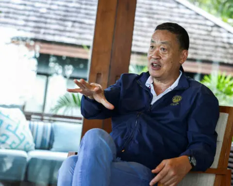Thai PM asks banks to top lower interest rates to help economy