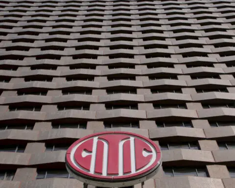 CICC, Citic, JPMorgan cut investment banking jobs in China as deals stall
