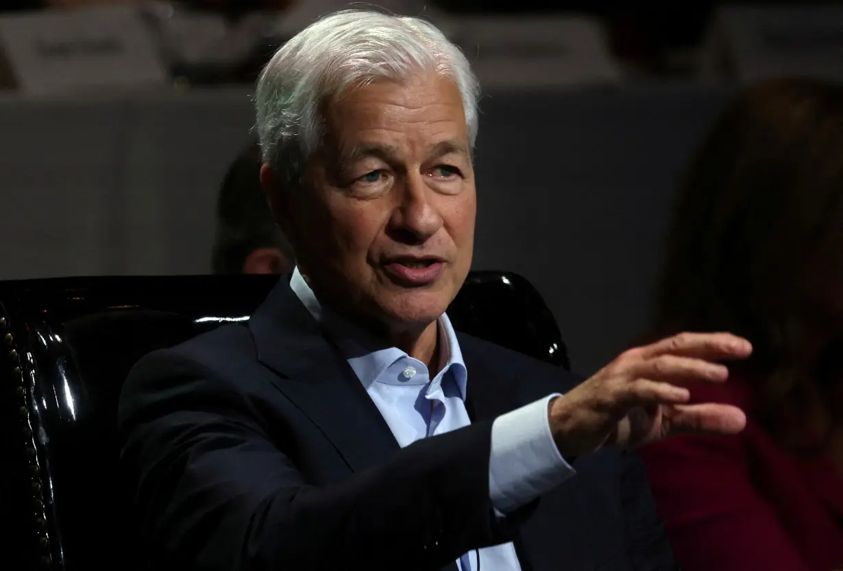 FILE PHOTO: Jamie Dimon (CEO) of JPMorgan Chase & Co. speaks to the Economic Club of New York