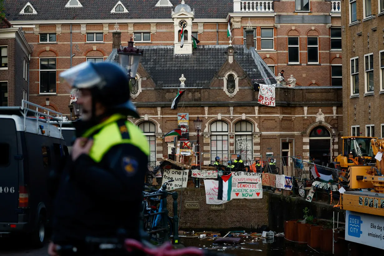LA Post: Amsterdam University closes for two days after violent protests over Gaza