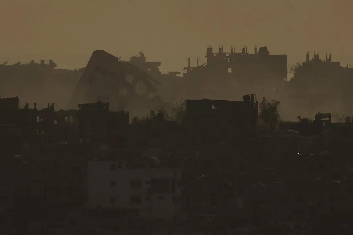 LA Post: The Latest | Palestinians flee Rafah as Netanyahu vows to widen Gaza assault despite US warnings