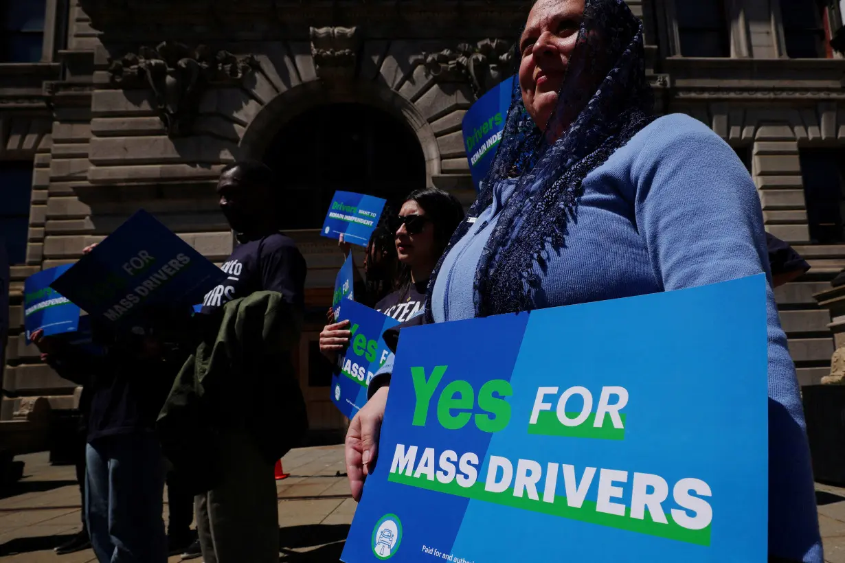 Status of Uber, Lyft gig workers hinges on Massachusetts court fight