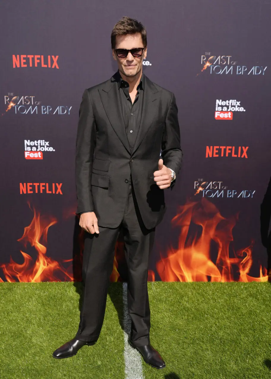 LA Post: Tom Brady's Netflix roast features lots of humor, reunion between Robert Kraft and Bill Belichick