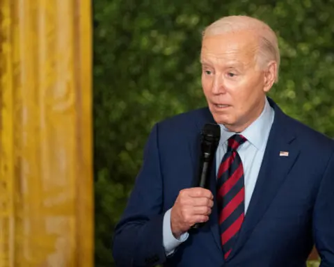 Biden vetoes bid to repeal US labor board rule on contract, franchise workers