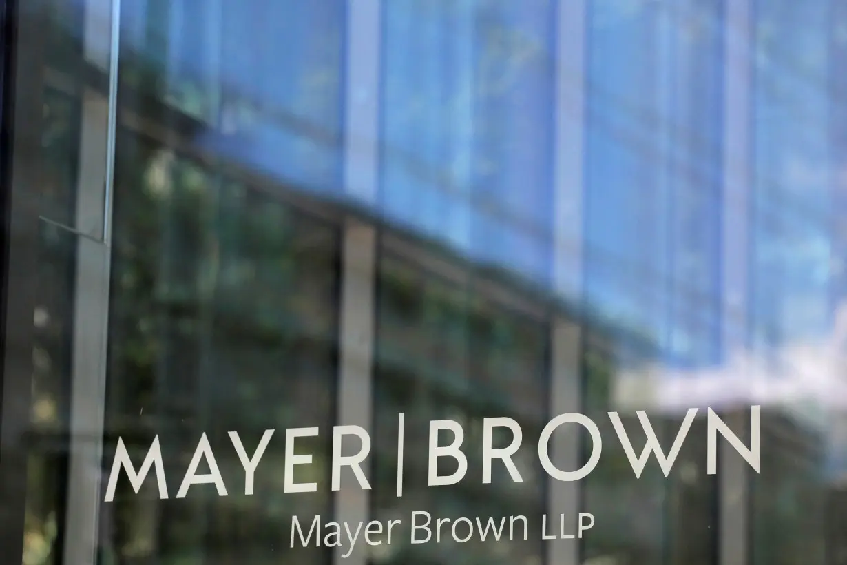 LA Post: US law firm Mayer Brown to split from Hong Kong partnership