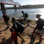 US asylum change aims to speed up some rejections at Mexico border