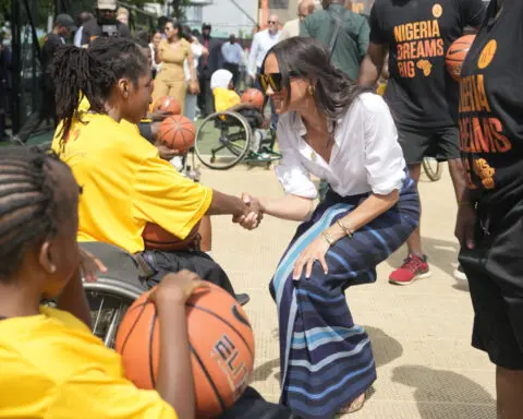 Nigeria's fashion and dancing styles are in the spotlight as Harry and Meghan visit Lagos