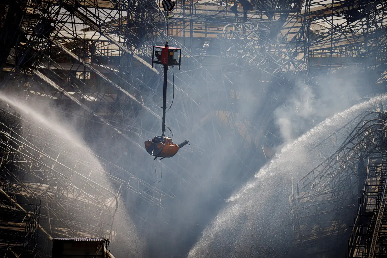 Fire engulfs Copenhagen's Old Stock Exchange