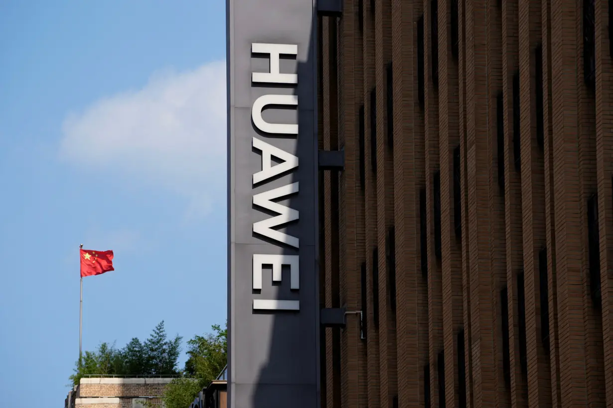 LA Post: US revokes Intel, Qualcomm's export licenses to sell to China's Huawei, sources say