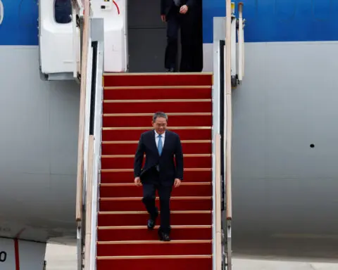 Samsung encouraged to invest more in China, Premier Li Qiang says