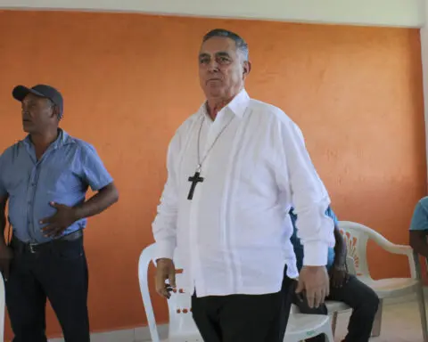 A retired Catholic bishop who tried to mediate between cartels in Mexico has been kidnapped