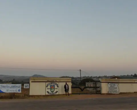 South Africans start voting in election that could see ANC lose majority