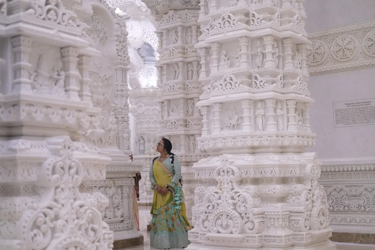 Largest Hindu temple outside India in the modern era opens in New Jersey