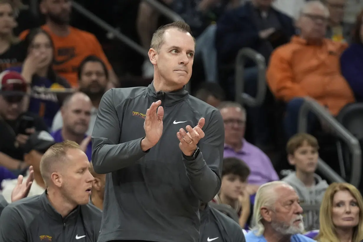 LA Post: Suns owner Mat Ishbia says franchise is doing 'excellent.' He's quiet on coach Frank Vogel's future