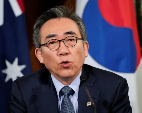 South Korea's foreign minister to visit China next week