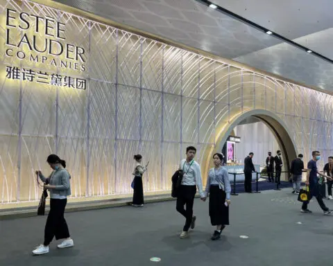 Estee Lauder tempers sales view despite US, China recovery